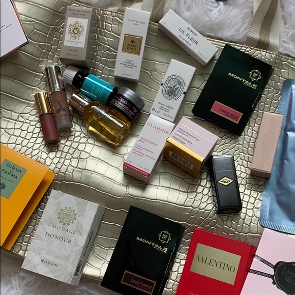 Newest Saks Fifth AvenueBeauty luxury Sample tote - Picture 2 of 2